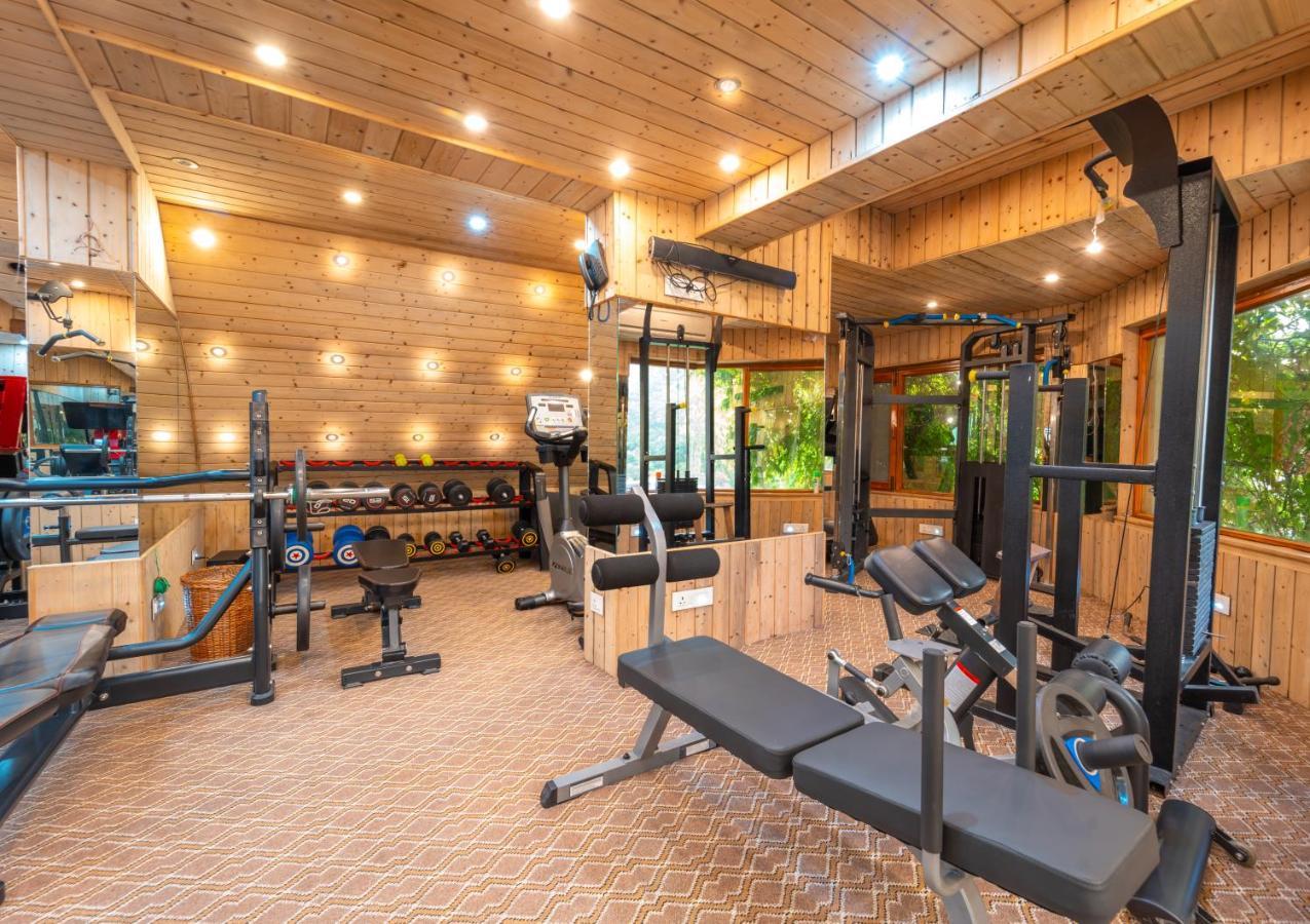 Hotel Mirage Srinagar  Ngoại thất bức ảnh