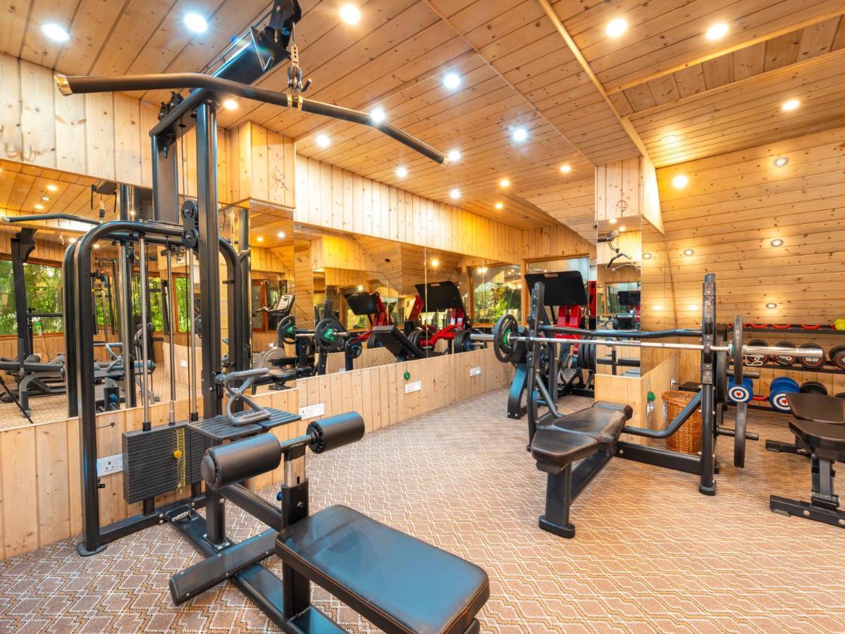 Hotel Mirage Srinagar  Ngoại thất bức ảnh